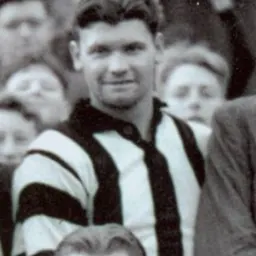 Portrait of Len Hustler