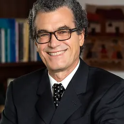 Portrait of Eliseo J. Pérez-Stable