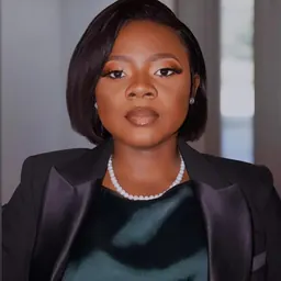 Portrait of Adeola Olubamiji