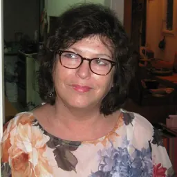 Portrait of Maya Bejerano