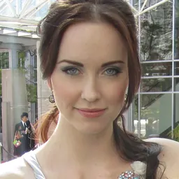 Portrait of Elyse Levesque