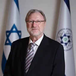 Portrait of Mauricio Balter