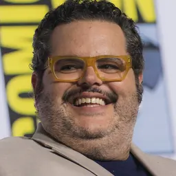 Portrait of Josh Gad
