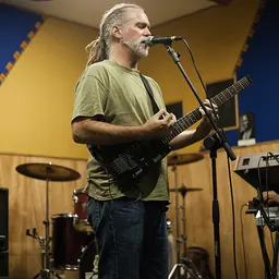 Portrait of Andrew Diamond