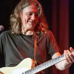 Portrait of Robben Ford