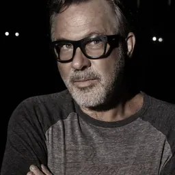 Portrait of Simon Bross