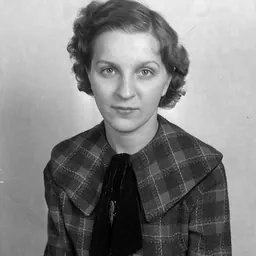 Portrait of Celeste Kaplan