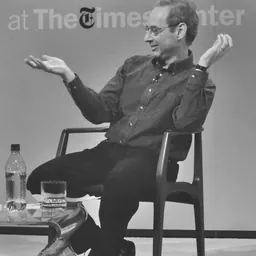 Portrait of Jon Pareles