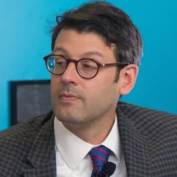 Portrait of Lee Drutman