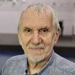 Portrait of Jorge Maestro