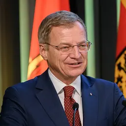 Portrait of Thomas Stelzer