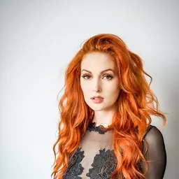Portrait of Nicole Simone