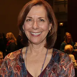 Portrait of Pam Muñoz Ryan