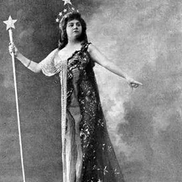 Portrait of Alice Verlet