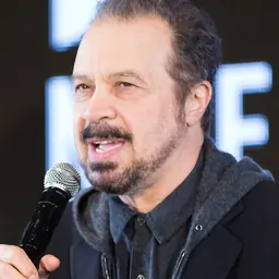 Portrait of Edward Zwick