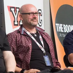 Portrait of Alex Scarrow