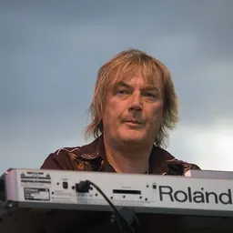 Portrait of Geoff Downes