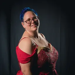 Portrait of Julia Rios
