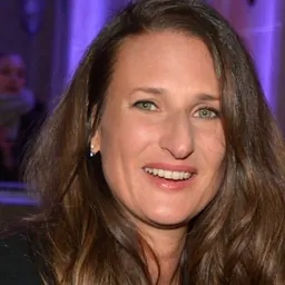 Portrait of Camille Cottin