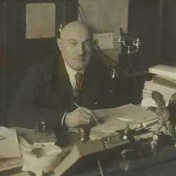 Portrait of Aron Sheinman