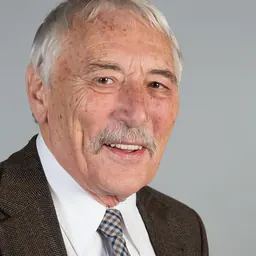 Portrait of Richard Falbr