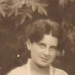 Portrait of Esther Berlin-Joel