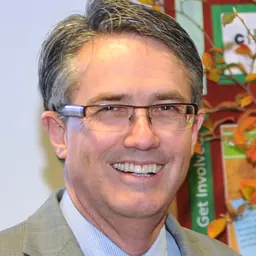 Portrait of Laurie Throness
