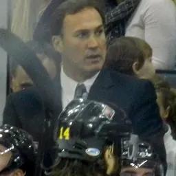 Portrait of Mike Foligno