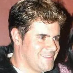 Portrait of Dan Leal
