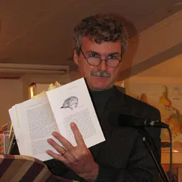 Portrait of Ken Lamberton