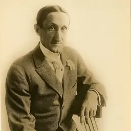 Portrait of Frank Hayes