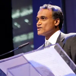 Portrait of Arun Alagappan