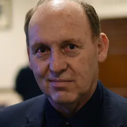 Portrait of Gary Knopp