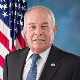 Portrait of Andrew Saul