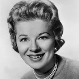 Portrait of Glenda Farrell