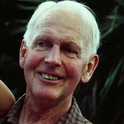 Portrait of Lawrie Metcalf