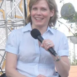 Portrait of Chris McKendry