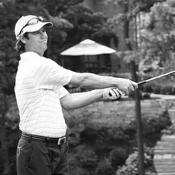 Portrait of Paul Azinger