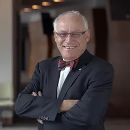 Portrait of Michael Rozenes