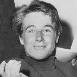 Portrait of Heidi Biebl