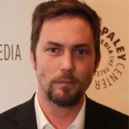 Portrait of Desmond Harrington