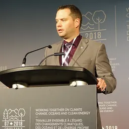 Portrait of Derek Mombourquette