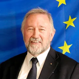 Portrait of Manfred Neun