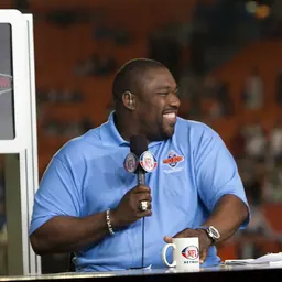 Portrait of Warren Sapp