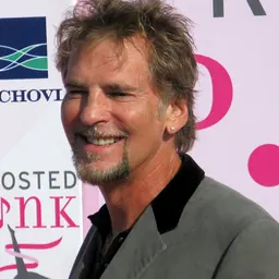 Portrait of Kenny Loggins