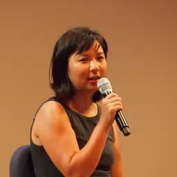 Portrait of Cathy Linh Che