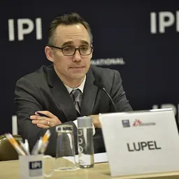 Portrait of Adam Lupel