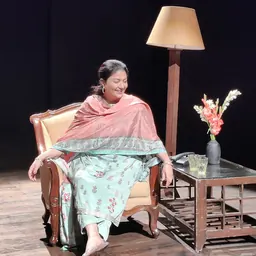 Portrait of Lubna Salim