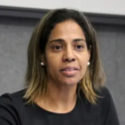 Portrait of Leticia Carvalho