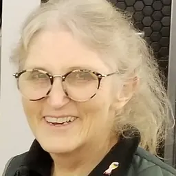 Portrait of Janis Crystal Lipzin